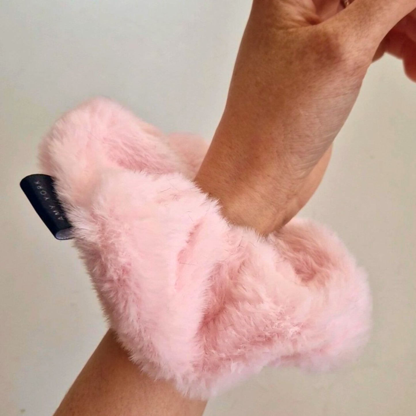 Faux-Fur Scrunchie - Baby Pink