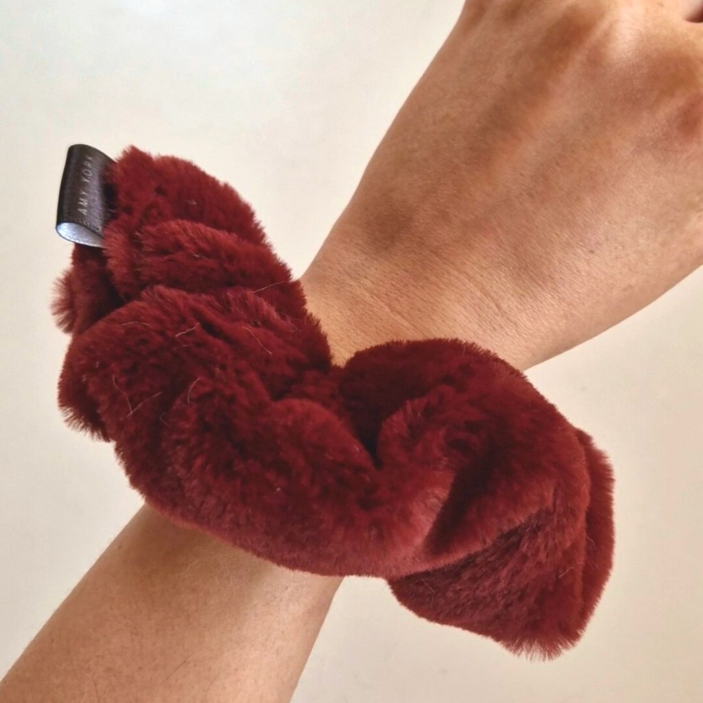 Faux-Fur Scrunchie - Burgundy